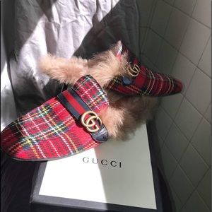 Gucci Fur Slides